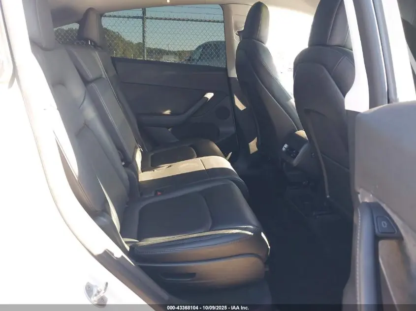 2022 TESLA MODEL Y LONG RANGE DUAL MOTOR ALL-WHEEL DRIVE