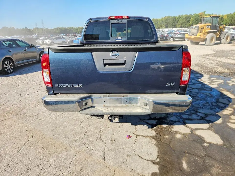 2016 NISSAN FRONTIER SV  