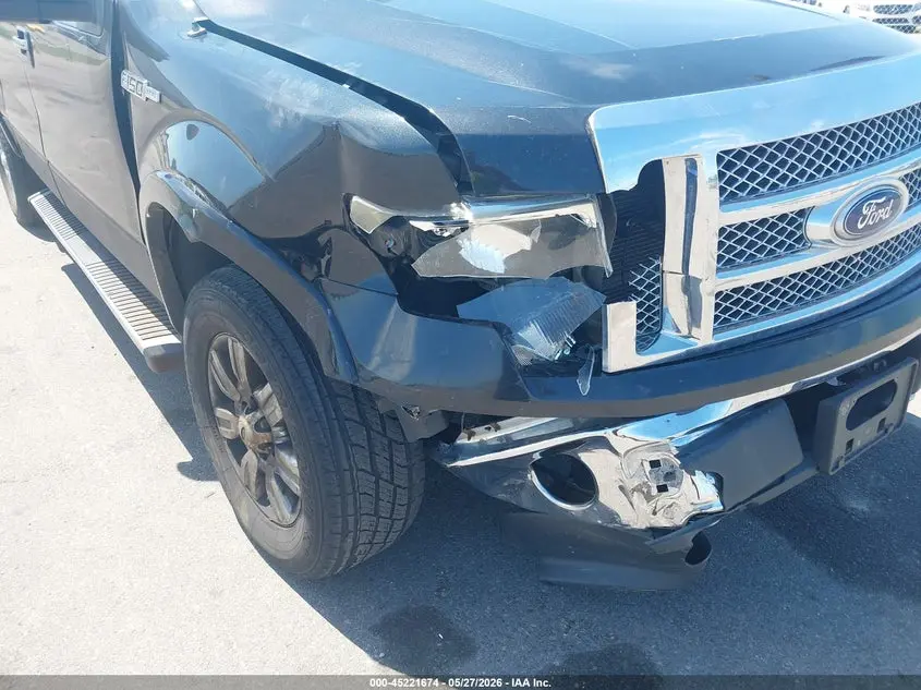 2010 FORD F-150 LARIAT
