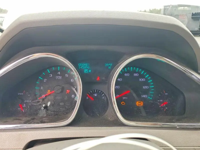 2011 CHEVROLET TRAVERSE LT  