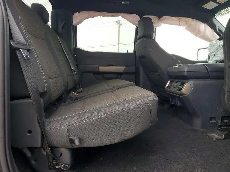2024 FORD F150 STX  