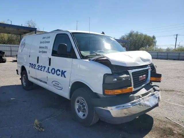 2022 GMC SAVANA G2500  