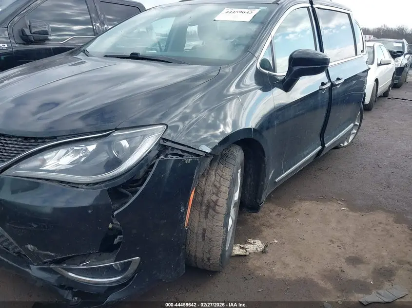 2017 CHRYSLER PACIFICA TOURING-L PLUS