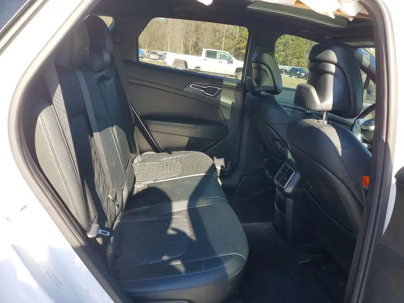 2023 KIA SPORTAGE X LINE  