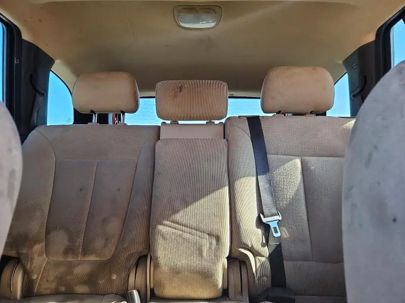 2010 HYUNDAI SANTA FE GLS  
