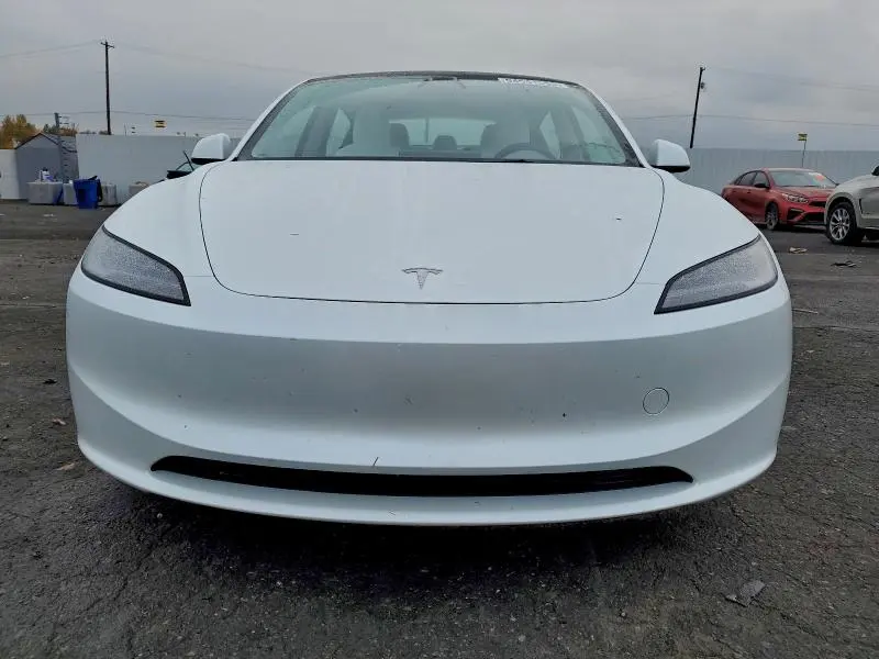 2024 TESLA MODEL 3   