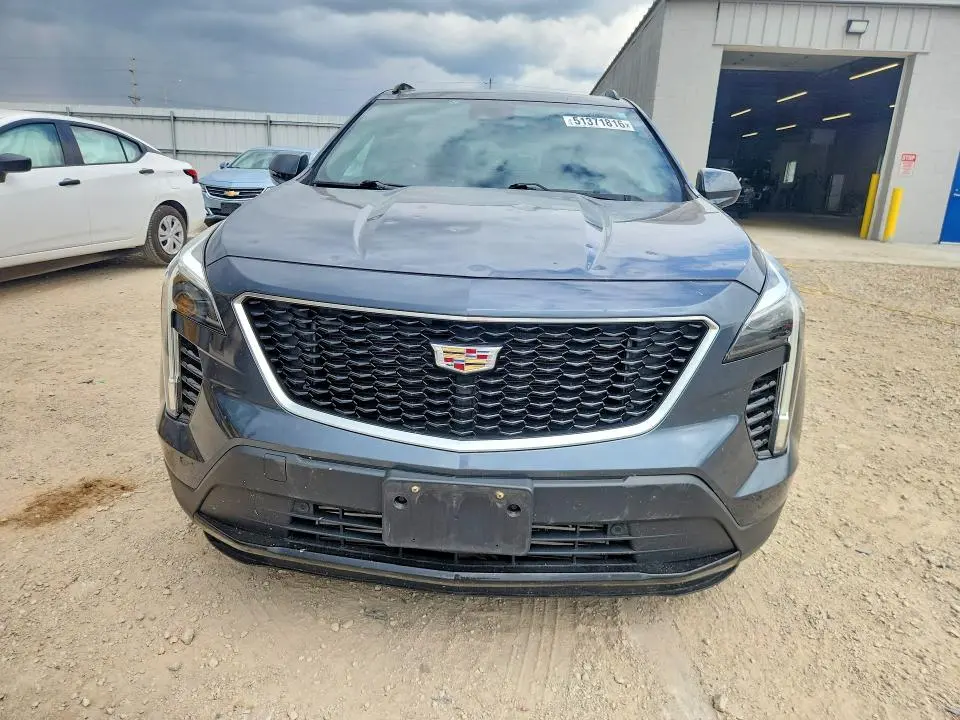 2019 CADILLAC XT4 SPORT  