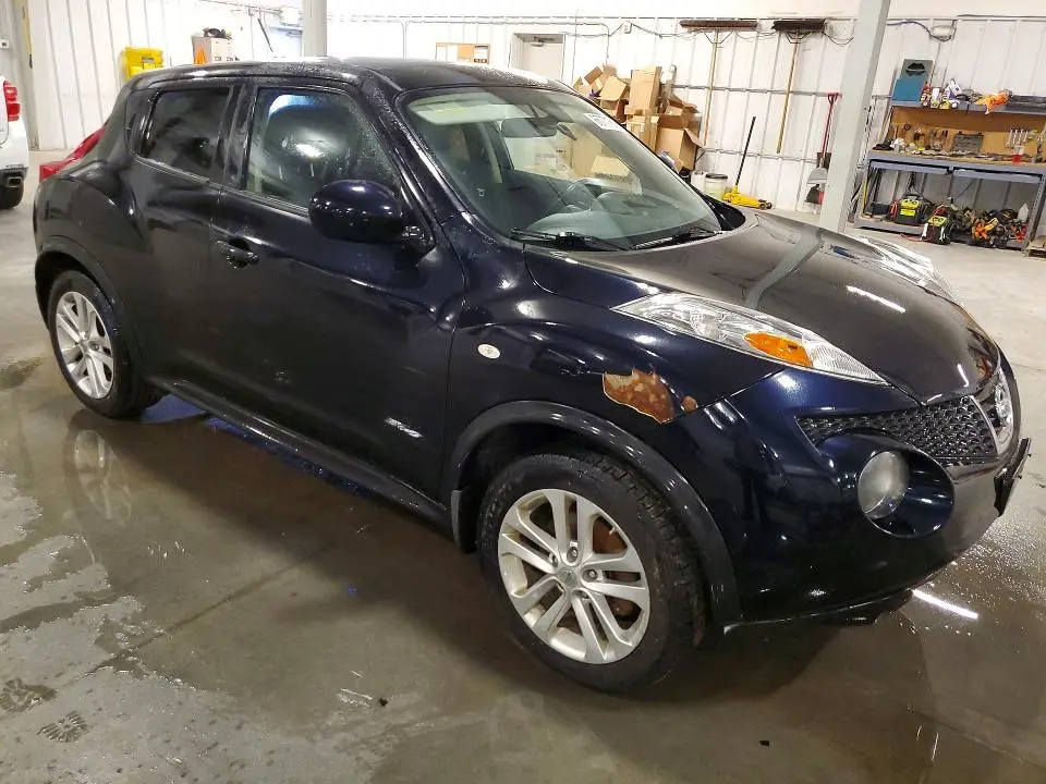 2013 NISSAN JUKE S  