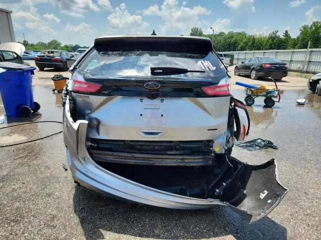 2022 FORD EDGE SE  