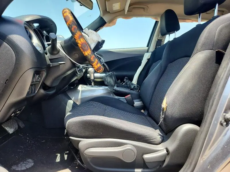 2015 NISSAN JUKE S  