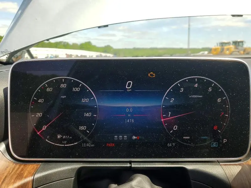 2026 MERCEDES-BENZ C 300  