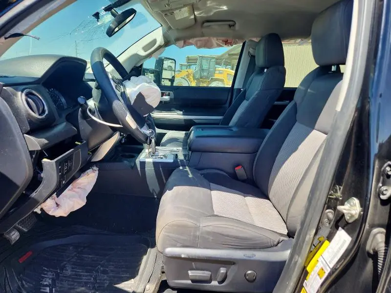 2017 TOYOTA TUNDRA SR5  