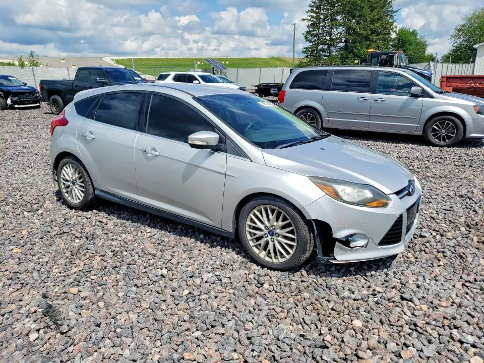 2014 FORD FOCUS TITANIUM  