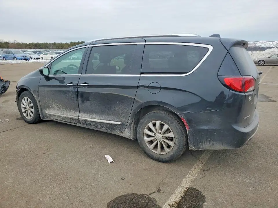 2019 CHRYSLER PACIFICA TOURING L  