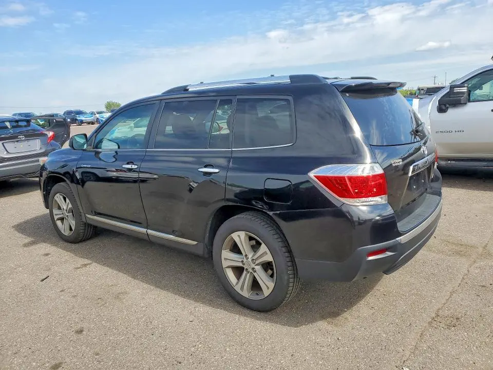 2013 TOYOTA HIGHLANDER LIMITED  
