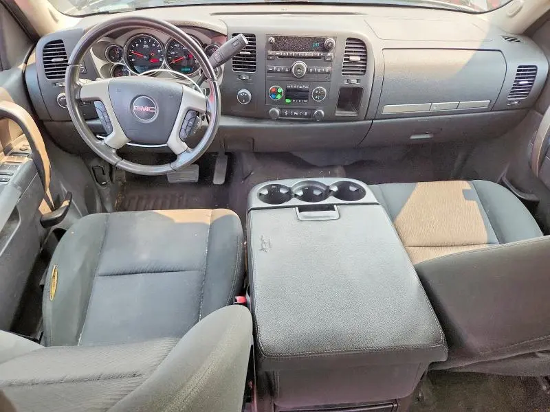 2013 GMC SIERRA K2500 SLE  