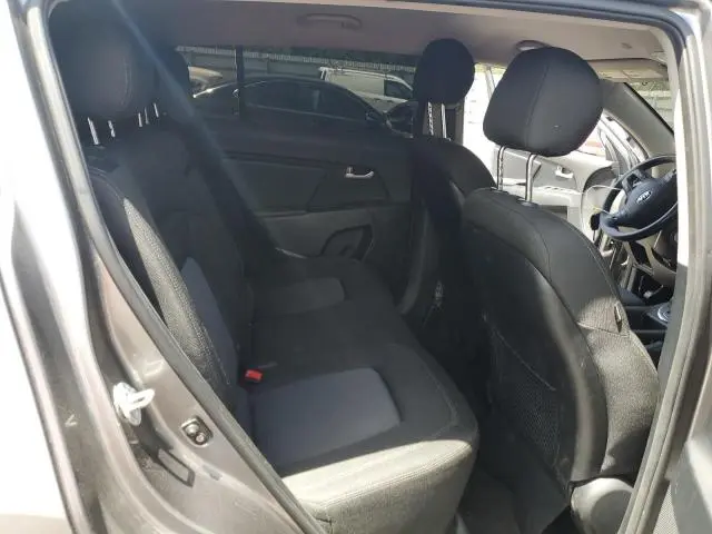 2016 KIA SPORTAGE LX  