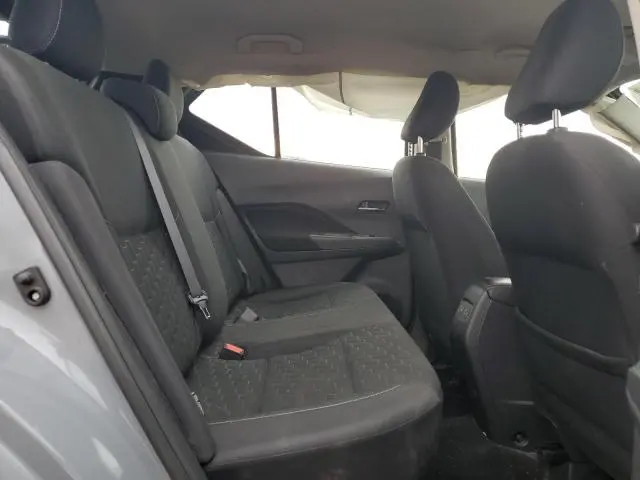 2021 NISSAN KICKS SV  