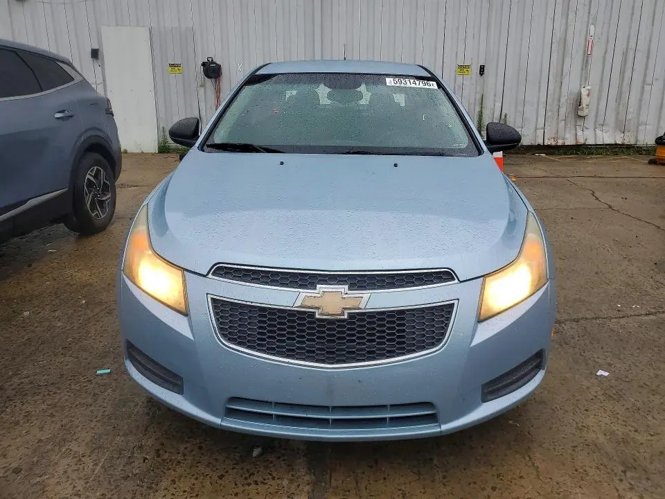 2011 CHEVROLET CRUZE LS  