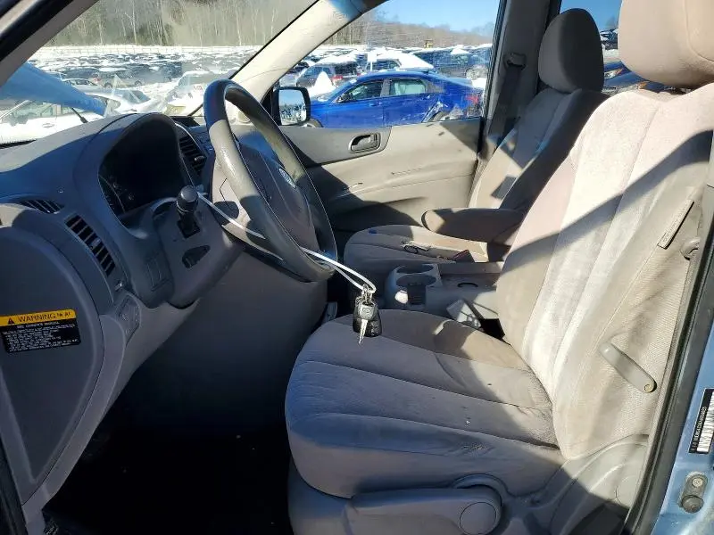 2010 KIA SEDONA LX  