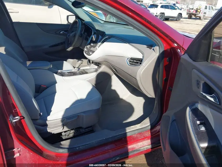 2017 CHEVROLET MALIBU 1LT