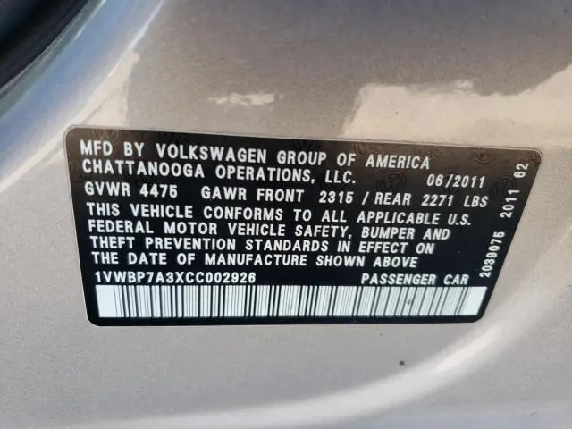 2012 VOLKSWAGEN PASSAT SE  