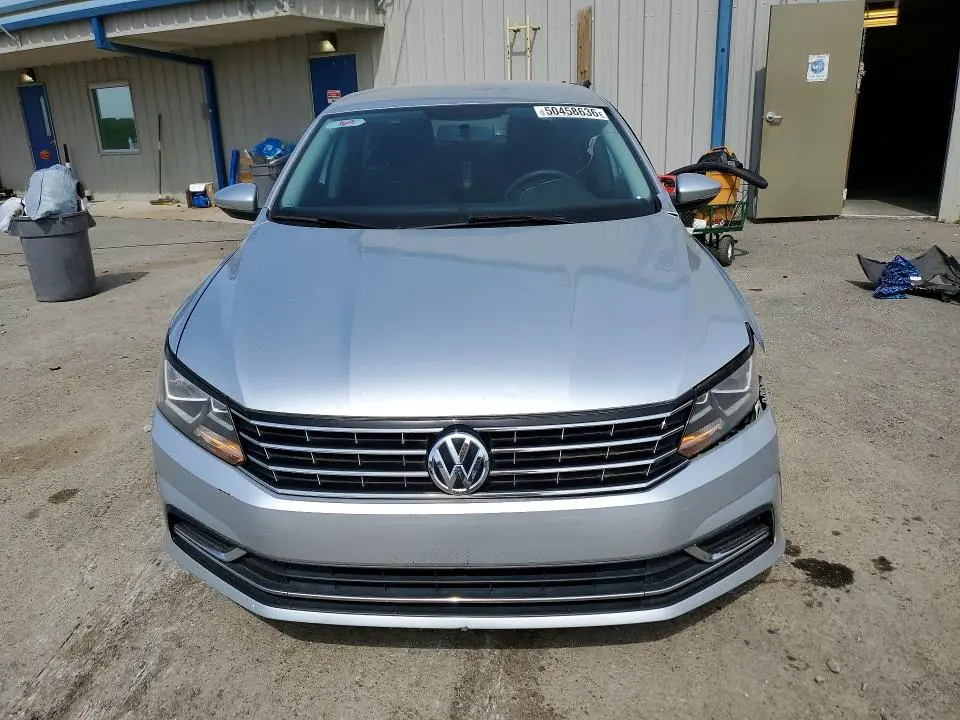 2018 VOLKSWAGEN PASSAT S/R-LINE  