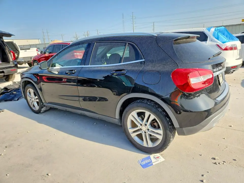 2015 MERCEDES-BENZ GLA 250  