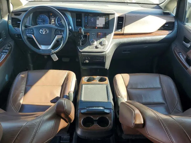 2015 TOYOTA SIENNA LIMITED 7-PASSENGER  