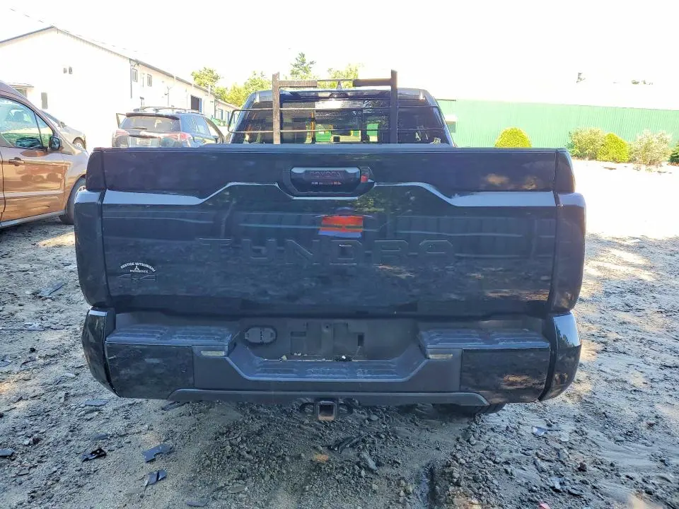 2023 TOYOTA TUNDRA SR5  