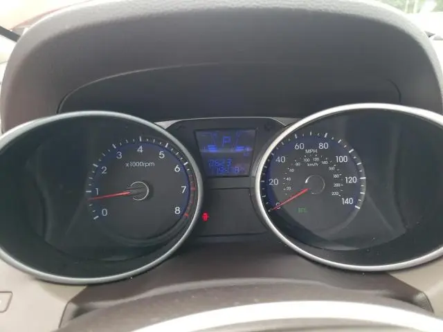 2012 HYUNDAI TUCSON GL  