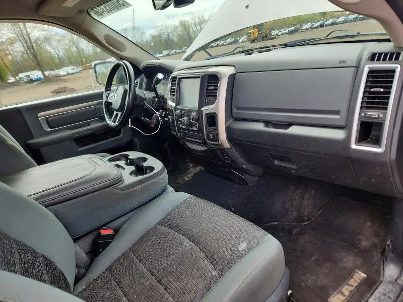 2014 RAM 2500 SLT  