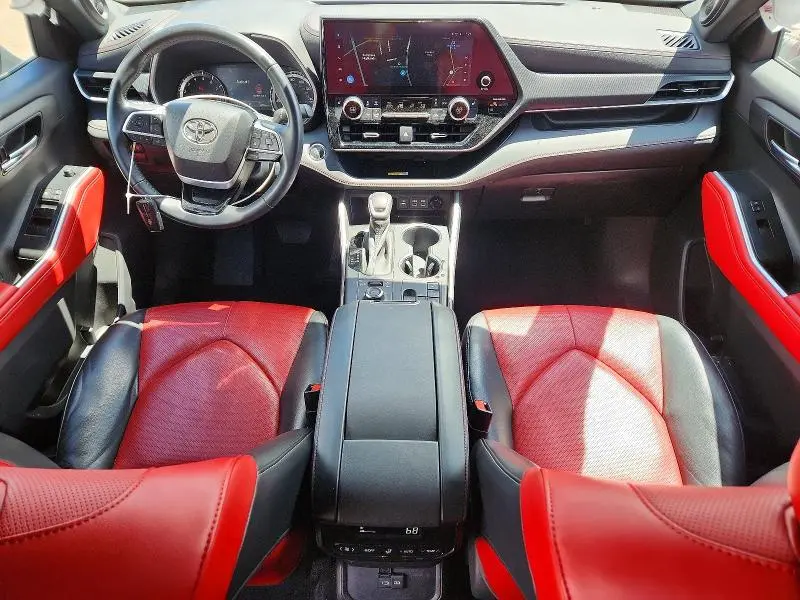 2023 TOYOTA HIGHLANDER XSE  