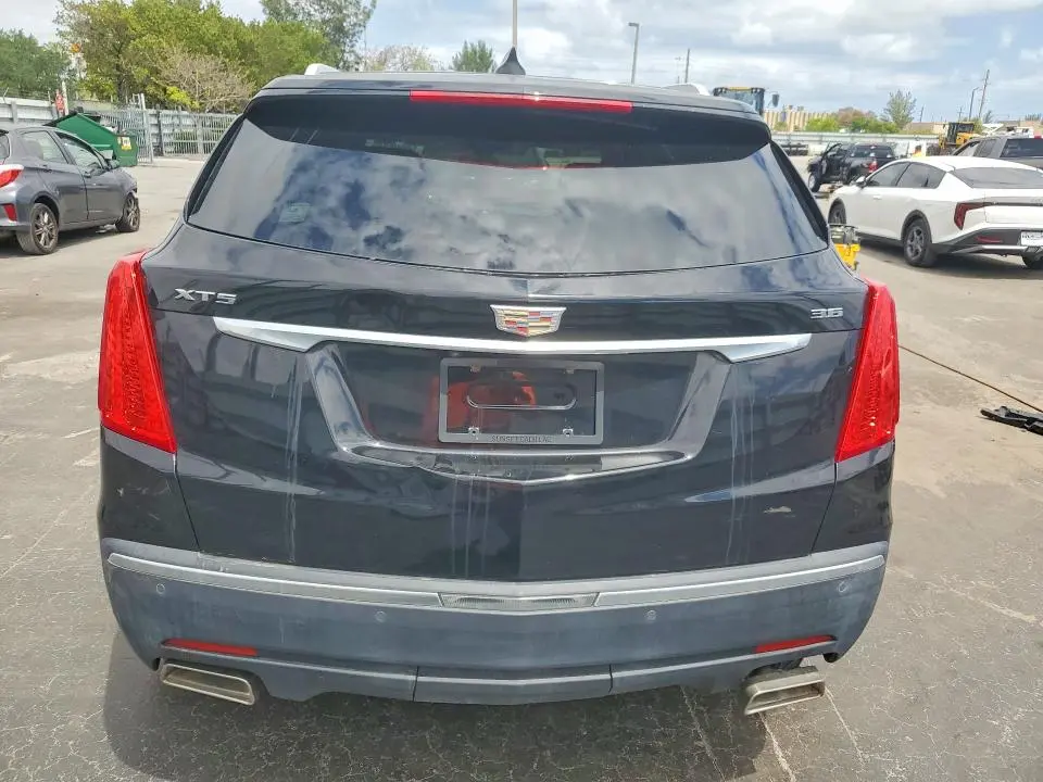 2017 CADILLAC XT5 PREMIUM LUXURY  