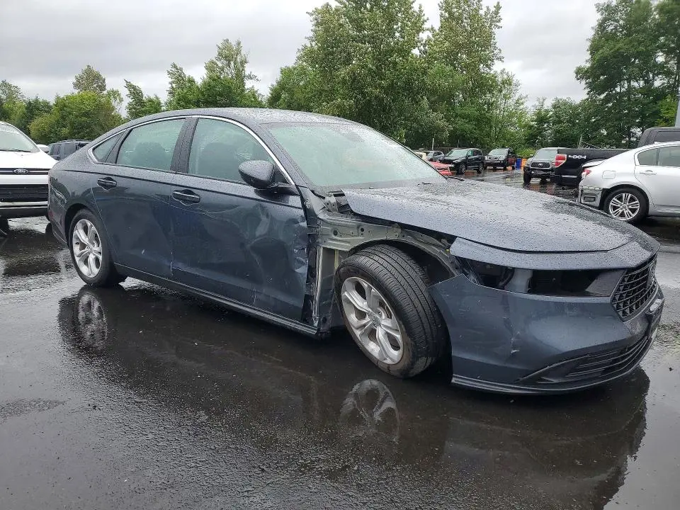 2024 HONDA ACCORD LX  