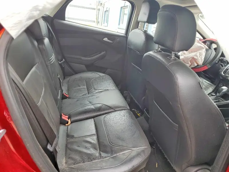 2015 FORD FOCUS TITANIUM  