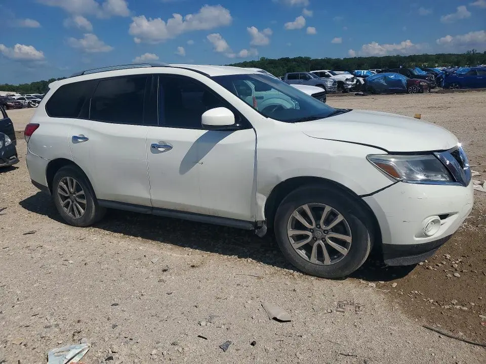 2016 NISSAN PATHFINDER S  