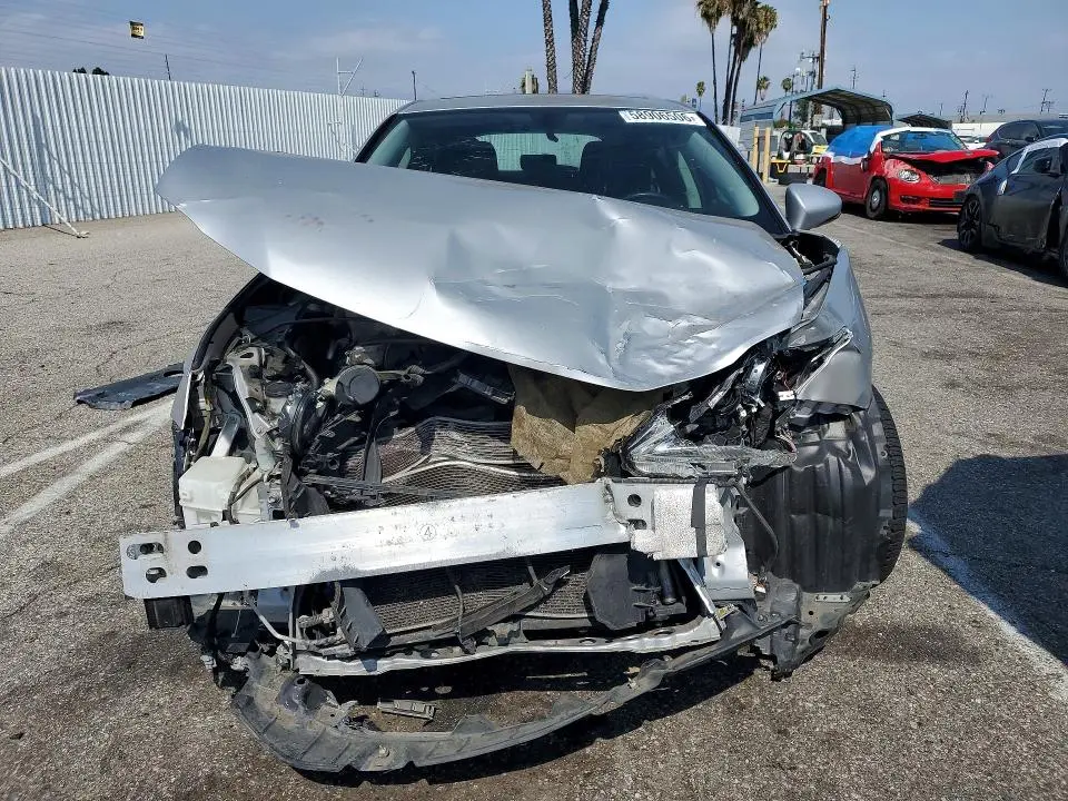 2011 LEXUS CT 200  