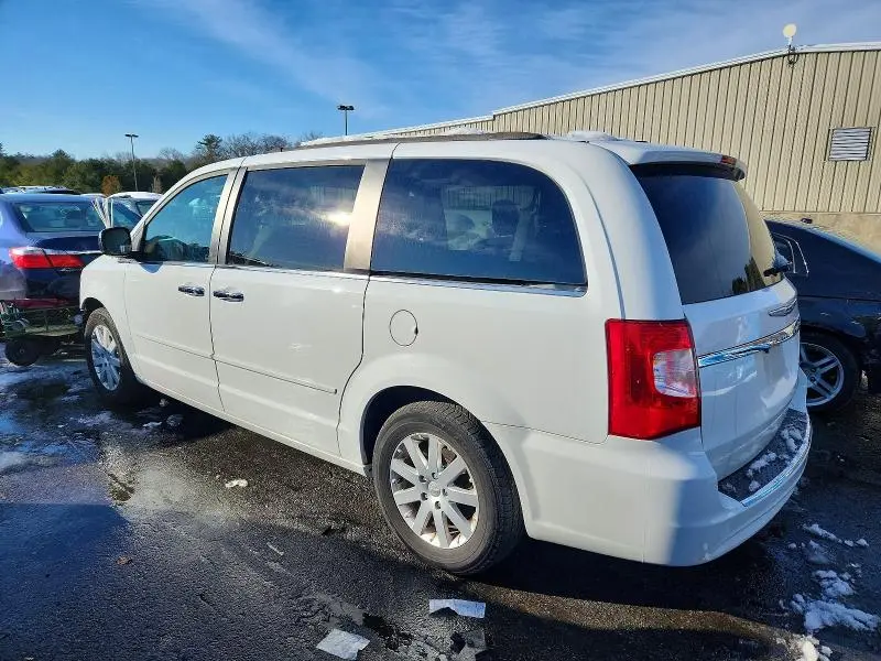 2015 CHRYSLER TOWN & COUNTRY LX  