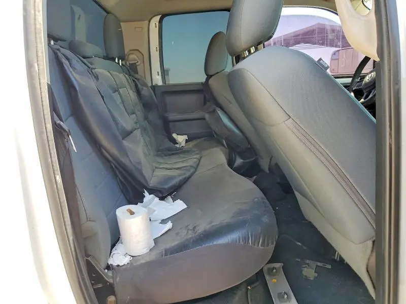 2016 RAM 1500 ST  