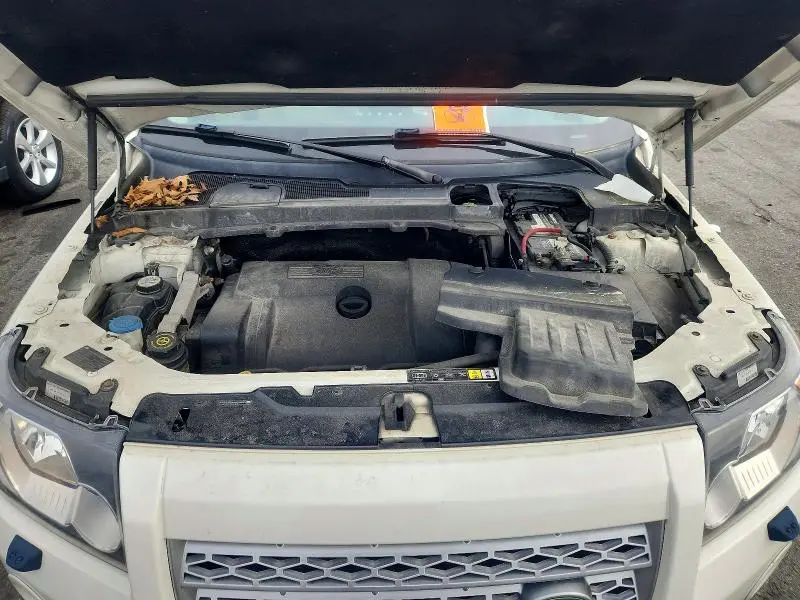 2010 LAND ROVER LR2 HSE  