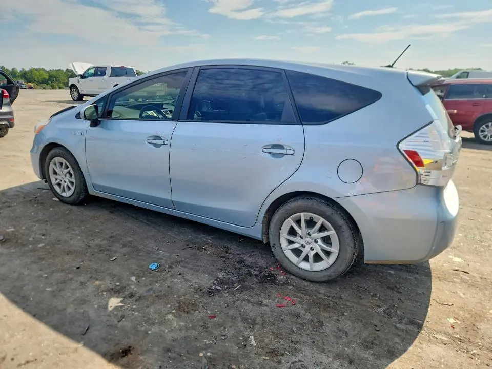 2013 TOYOTA PRIUS V TWO  