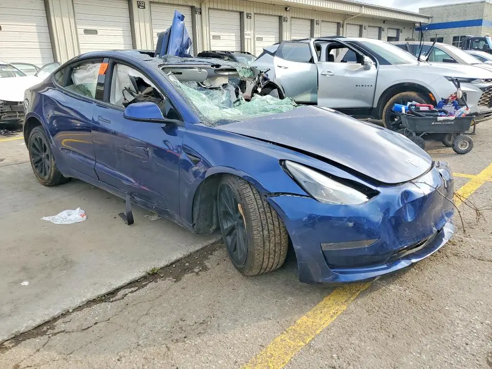 2022 TESLA MODEL 3   