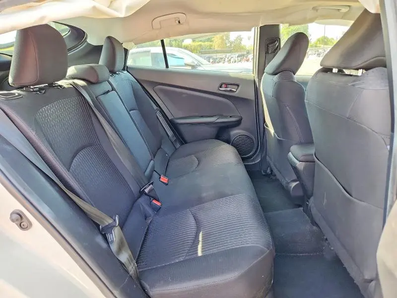2018 TOYOTA PRIUS THREE  
