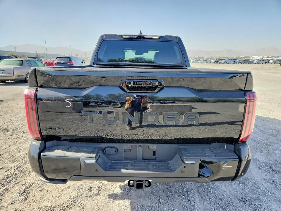 2024 TOYOTA TUNDRA PLATINUM HV  