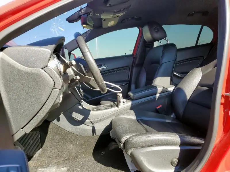 2018 MERCEDES-BENZ GLA 250  