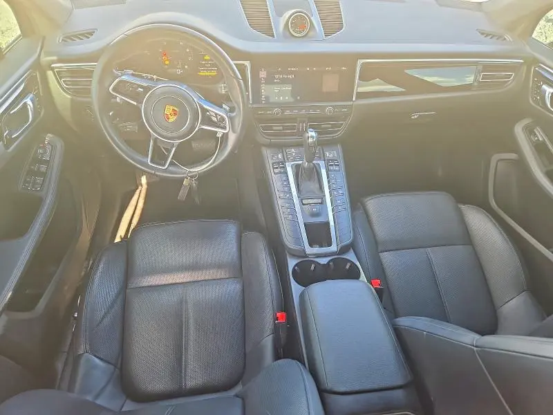 2020 PORSCHE MACAN   