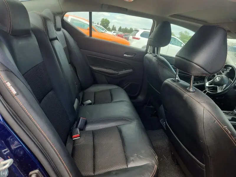 2021 NISSAN ALTIMA SR  