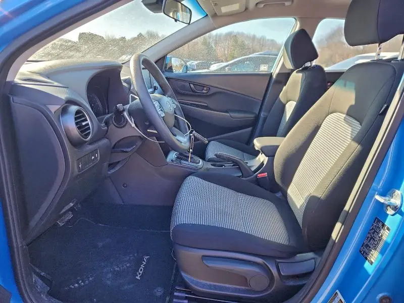 2020 HYUNDAI KONA SE  