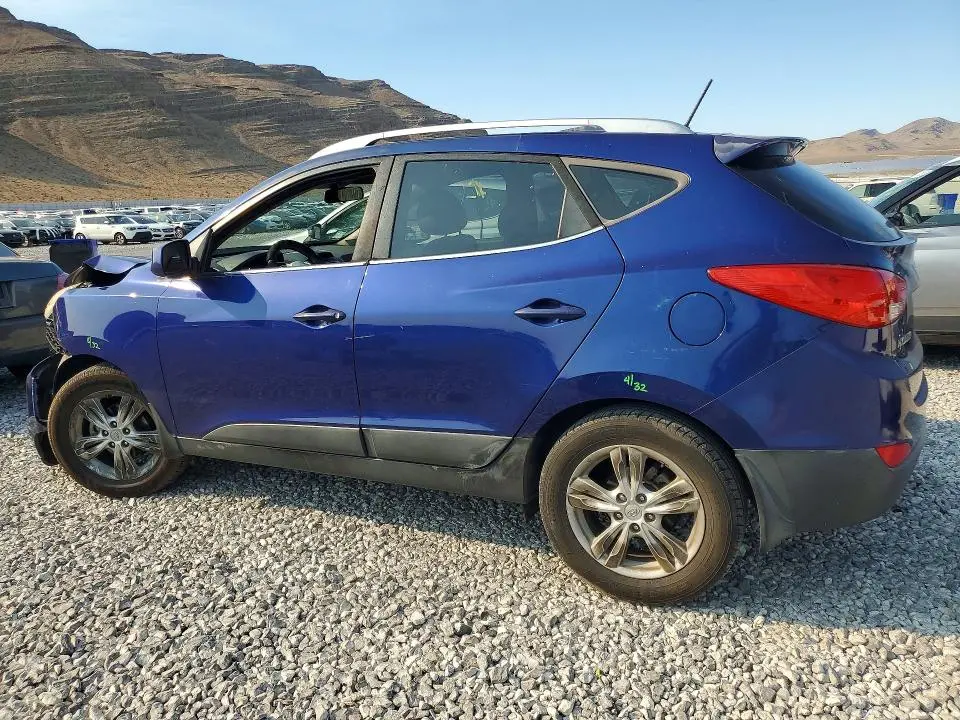 2011 HYUNDAI TUCSON GLS  